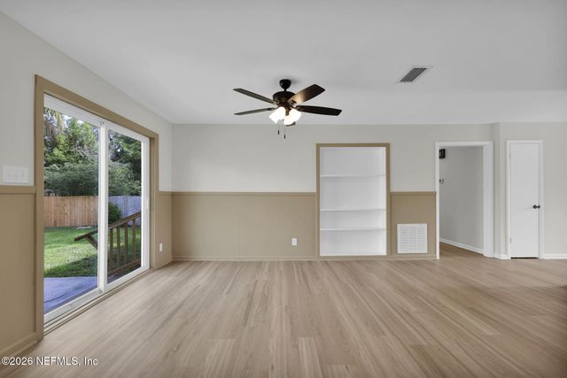 8544 SANCHEZ Road, Jacksonville, FL 32217