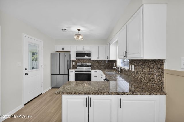 8544 SANCHEZ Road, Jacksonville, FL 32217