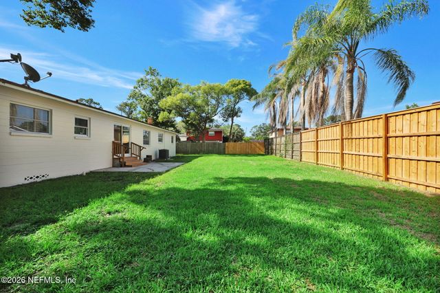 8544 SANCHEZ Road, Jacksonville, FL 32217