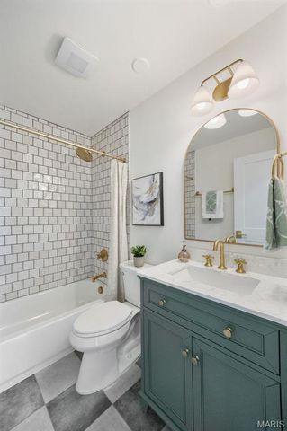 170 Saddleford Drive, Chesterfield, MO 63017