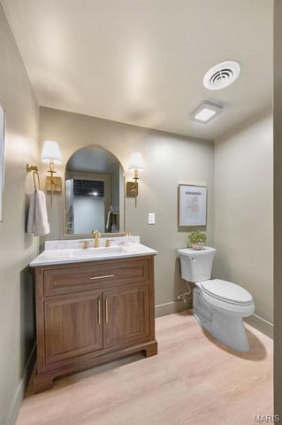 170 Saddleford Drive, Chesterfield, MO 63017