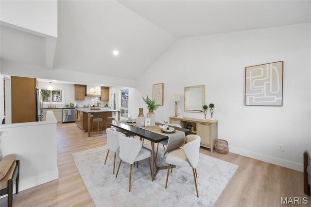 170 Saddleford Drive, Chesterfield, MO 63017