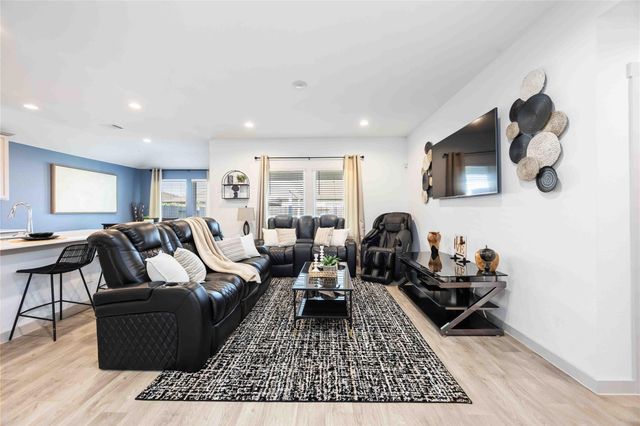 7826 Cattleman Valley Drive, Rosharon, TX 77583