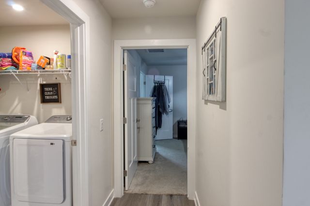 430 Saddleview Dr, White House, TN 37188