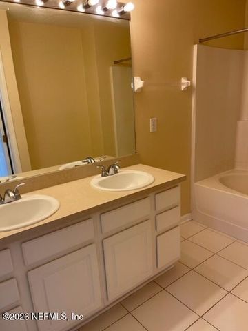 7516 SCARLET IBIS Lane, Jacksonville, FL 32256