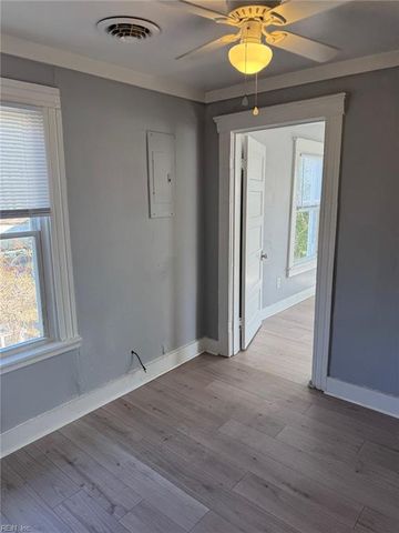3822 Victoria BLVD, Hampton, VA 23669