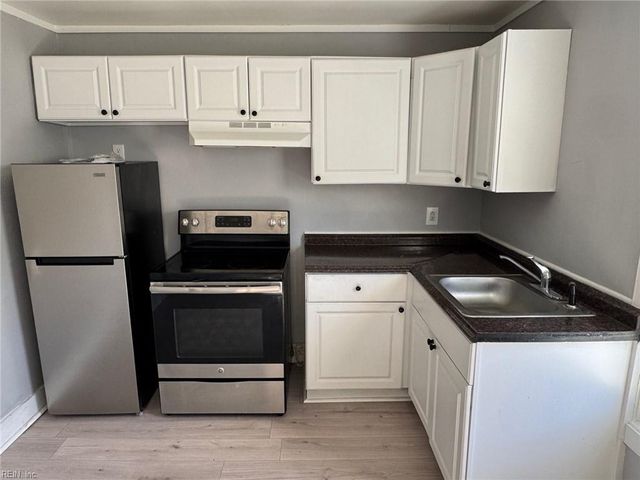 3822 Victoria BLVD, Hampton, VA 23669