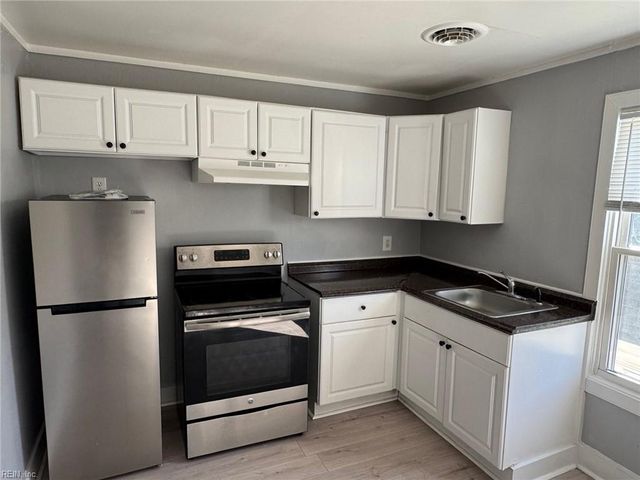 3822 Victoria BLVD, Hampton, VA 23669
