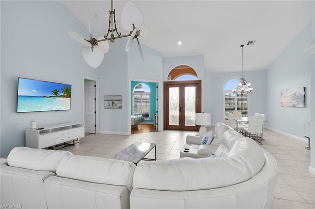 778 Bluebonnet CT, Marco Island, FL 34145