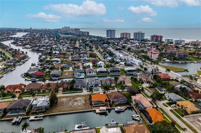 778 Bluebonnet CT, Marco Island, FL 34145