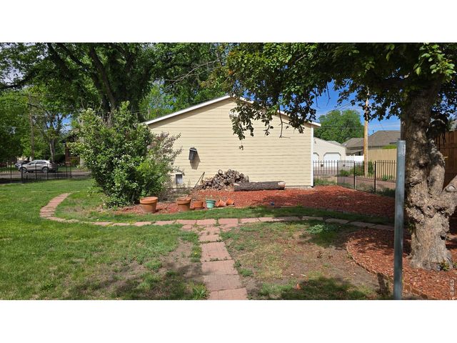 132 Columbine St, Sterling, CO 80751
