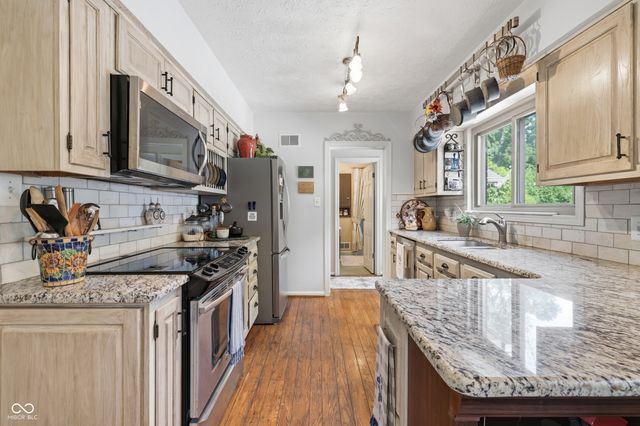 960 W 58th Street, Indianapolis, IN 46228