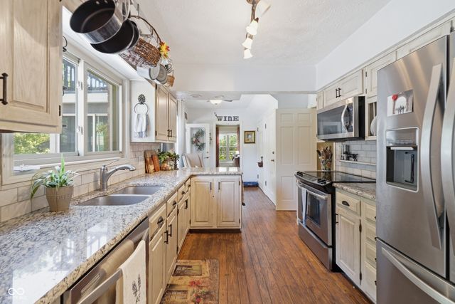 960 W 58th Street, Indianapolis, IN 46228