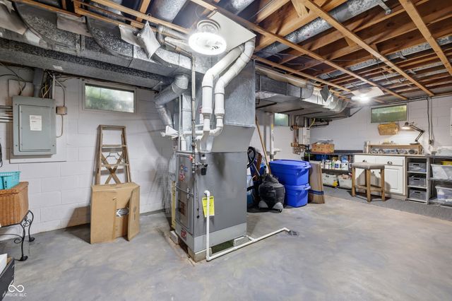 960 W 58th Street, Indianapolis, IN 46228