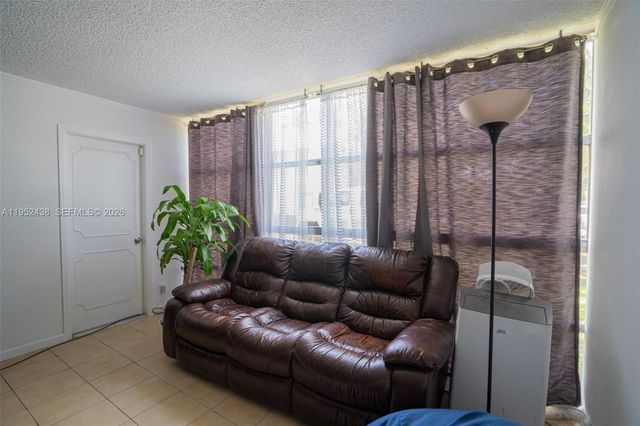 2101 Atlantic Shores Boulevard 120, Hallandale Beach, FL 33009