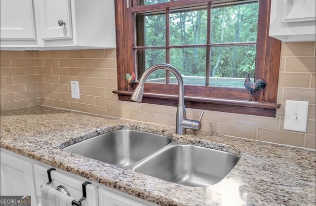 285 Wolf Den Road, Royston, GA 30662