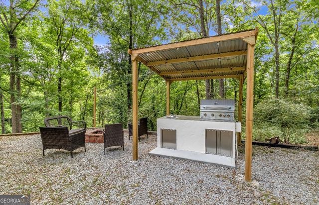 285 Wolf Den Road, Royston, GA 30662