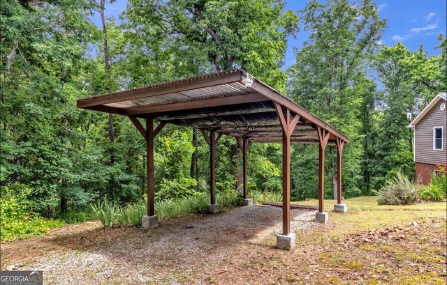 285 Wolf Den Road, Royston, GA 30662
