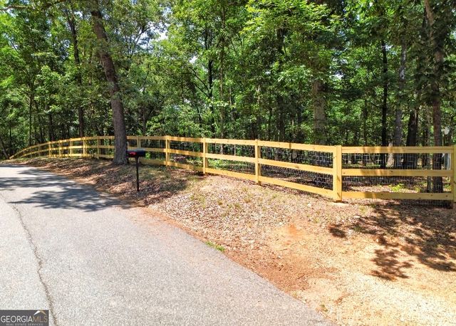 285 Wolf Den Road, Royston, GA 30662