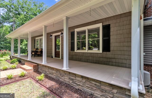 285 Wolf Den Road, Royston, GA 30662