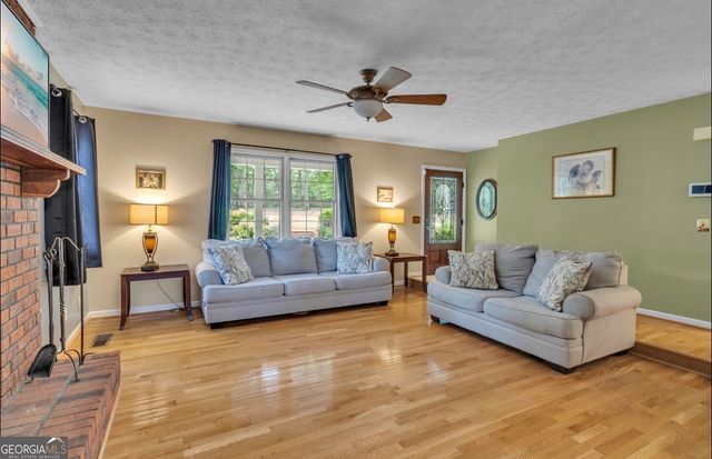 285 Wolf Den Road, Royston, GA 30662