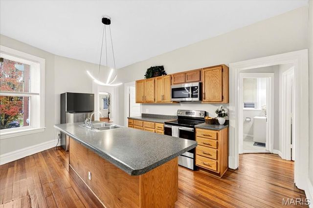 3840 S Compton Avenue, St Louis, MO 63118