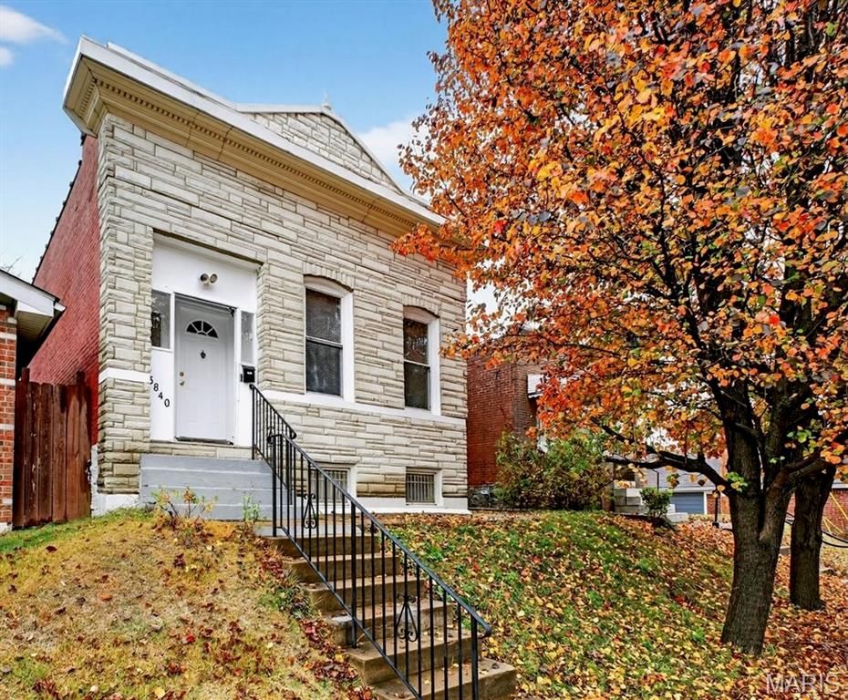 3840 S Compton Avenue, St Louis, MO 63118