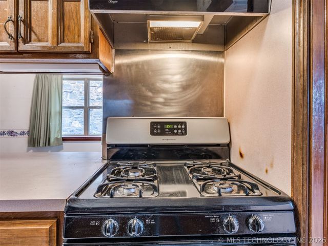 8949 E 60TH Street, Tulsa, OK 74145