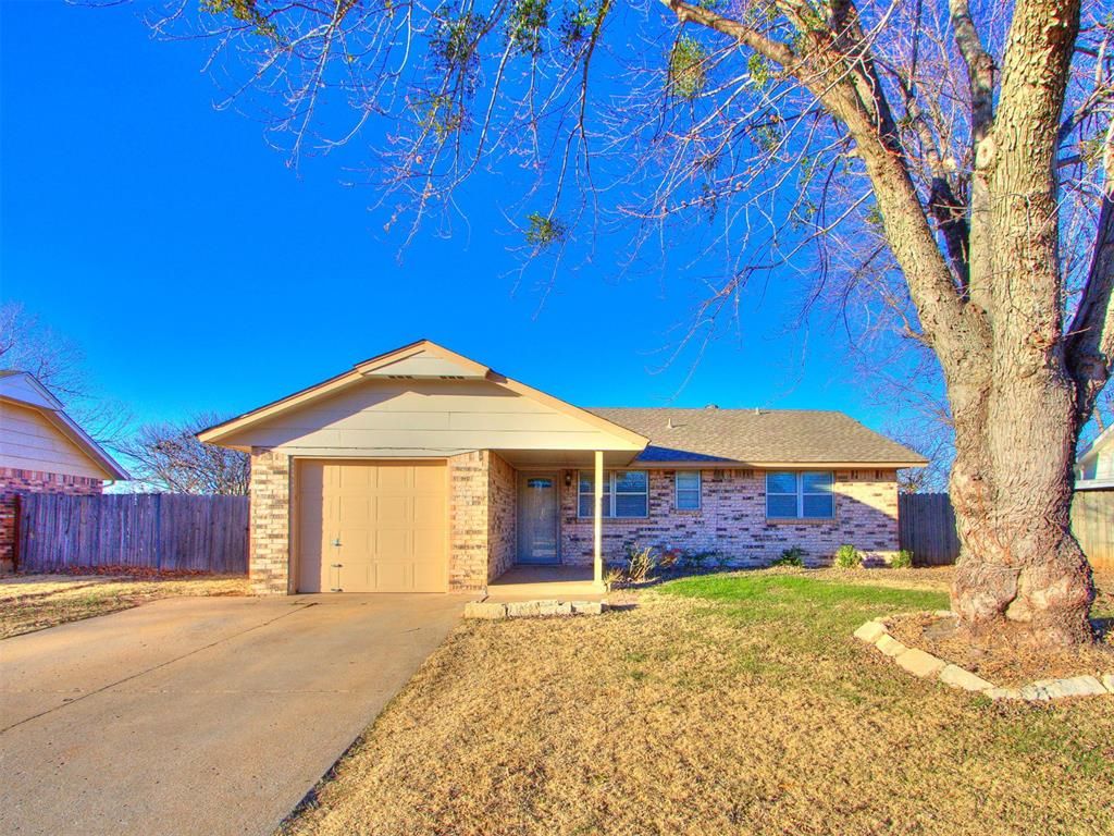 1621 NE 6th Terrace, Moore, OK 73160