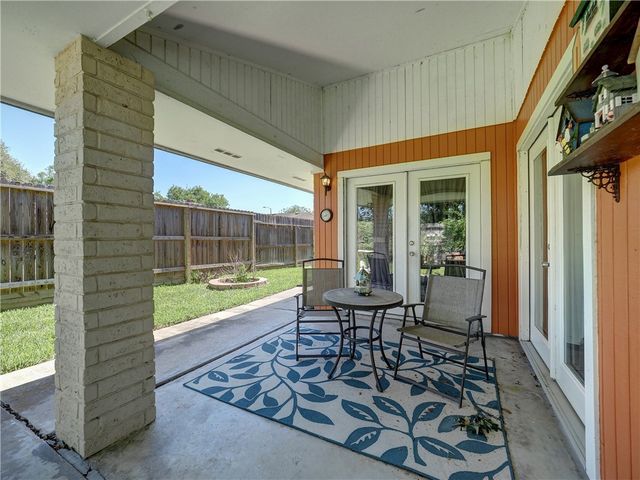 5405 Whitemarsh Dr, Corpus Christi, TX 78413