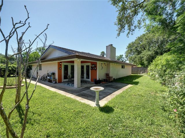 5405 Whitemarsh Dr, Corpus Christi, TX 78413