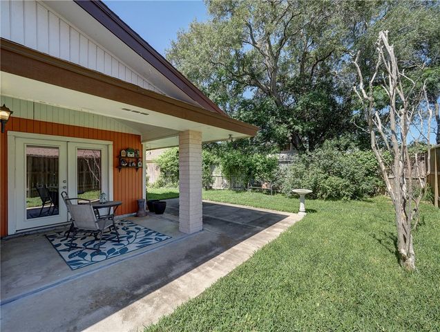 5405 Whitemarsh Dr, Corpus Christi, TX 78413
