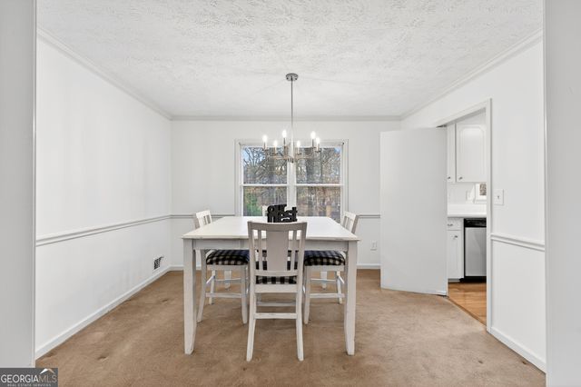 537 Angie Way SW, Lilburn, GA 30047