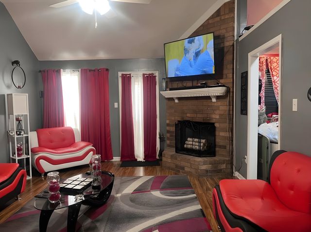 4005 LONG CREEK RD, Memphis, TN 38125