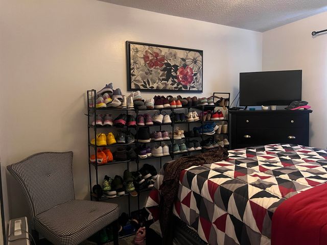 4005 LONG CREEK RD, Memphis, TN 38125