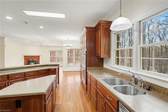 6687 Canaan Church Road, Denton, NC 27239