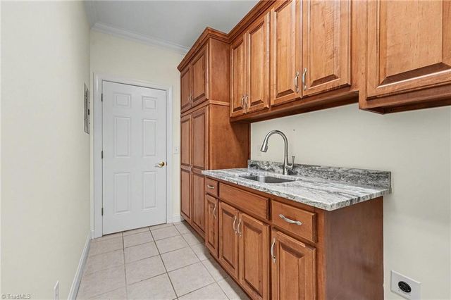 6687 Canaan Church Road, Denton, NC 27239