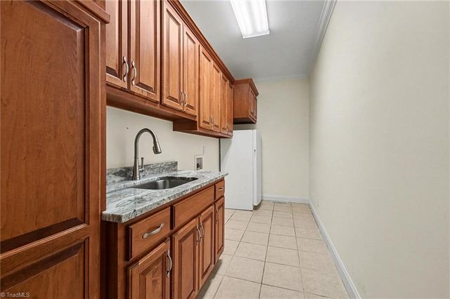 6687 Canaan Church Road, Denton, NC 27239