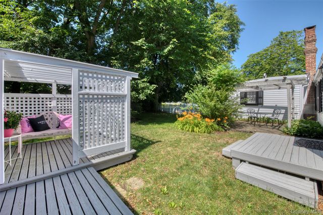 8440 Main Road, East Marion, NY 11939
