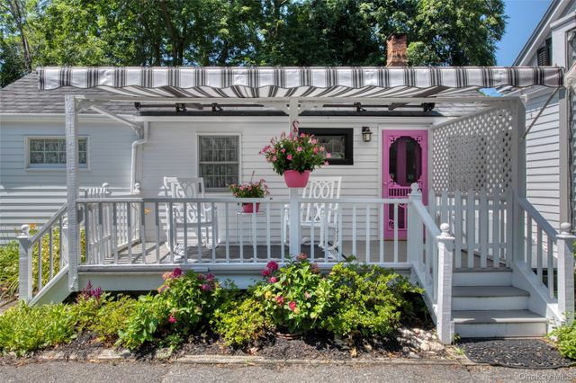 8440 Main Road, East Marion, NY 11939