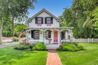 8440 Main Road, East Marion, NY 11939