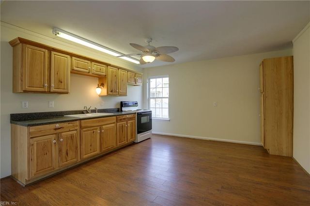 2130 Holland Corner RD, Suffolk, VA 23437