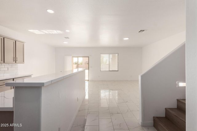 24409 W SHERATON Lane, Buckeye, AZ 85326