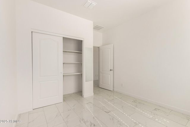 24409 W SHERATON Lane, Buckeye, AZ 85326