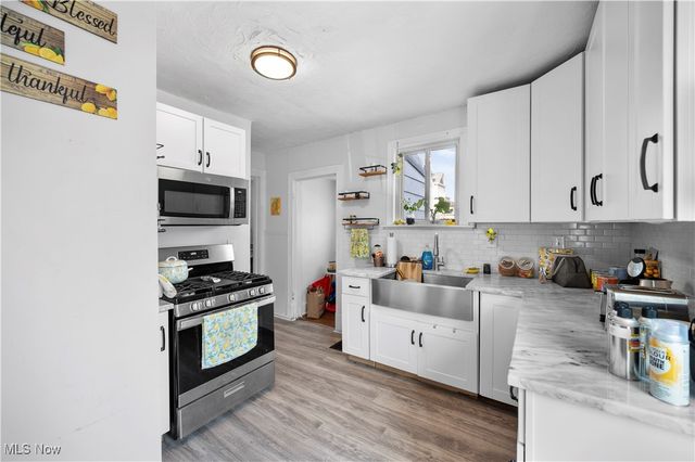 1411 W 114 Street, Cleveland, OH 44102