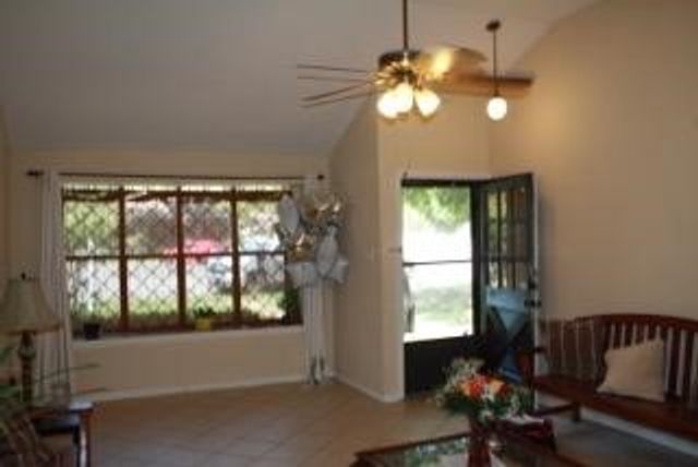 112 E Denton Drive, Euless, TX 76039