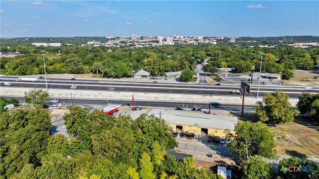 112 Linda Drive, San Marcos, TX 78666
