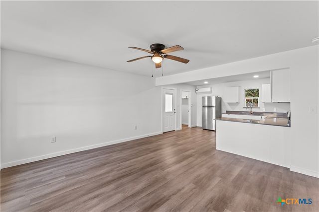 112 Linda Drive, San Marcos, TX 78666