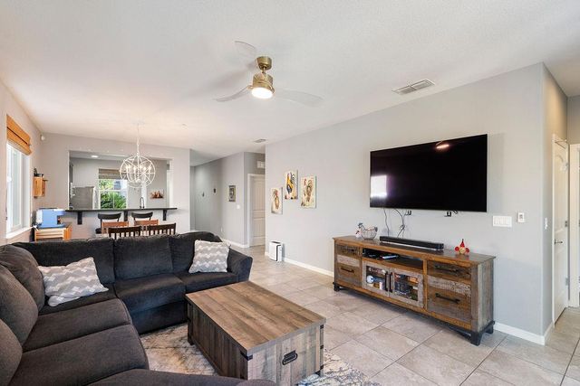 9421 Blue Mountain Way, Sacramento, CA 95829