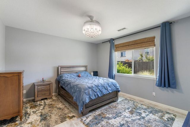 9421 Blue Mountain Way, Sacramento, CA 95829